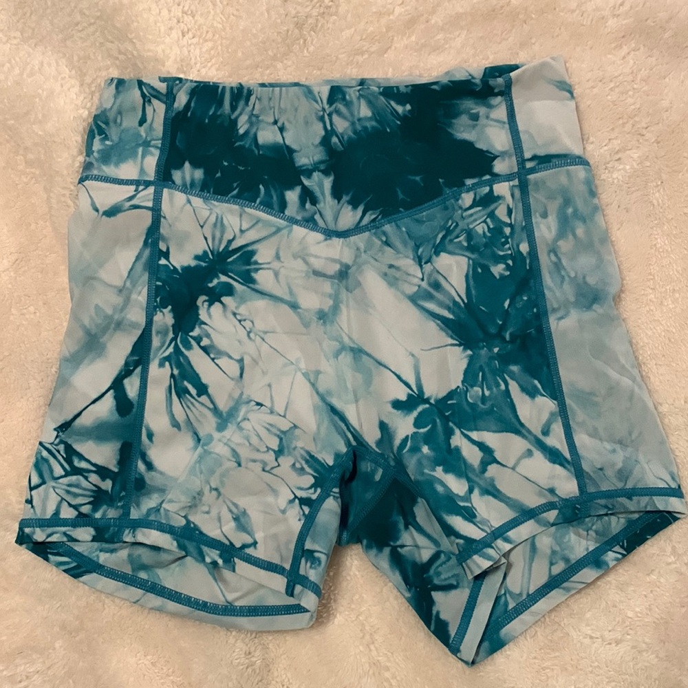 Balance Athletica OG shorts size M